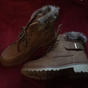 Tan Boots with Fur Trim